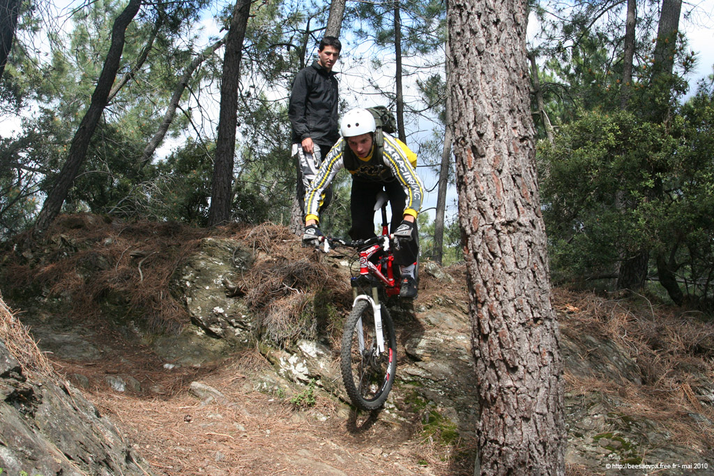 20100506j24
