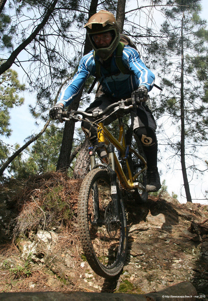20100506j46