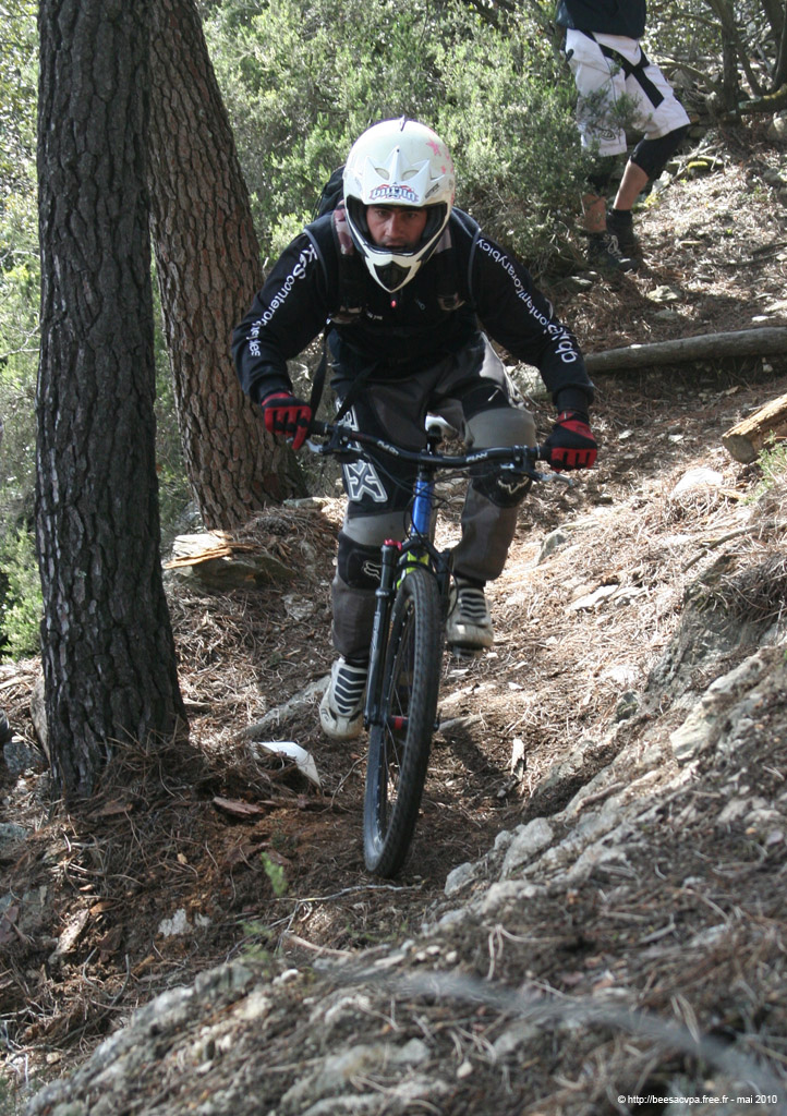 20100506j73