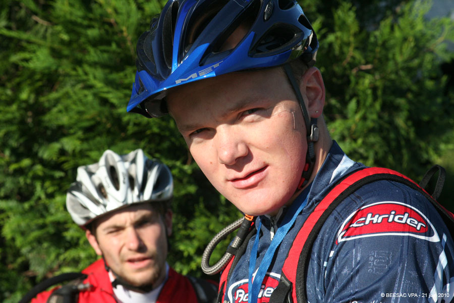 20100621_083