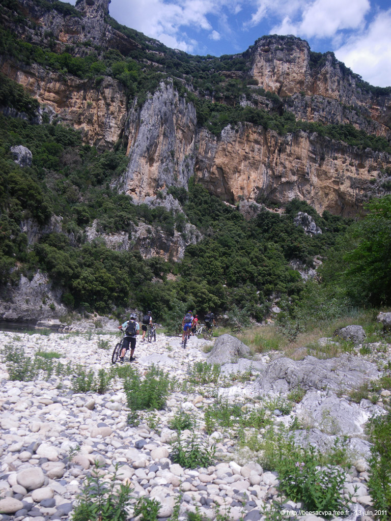 20110613_100